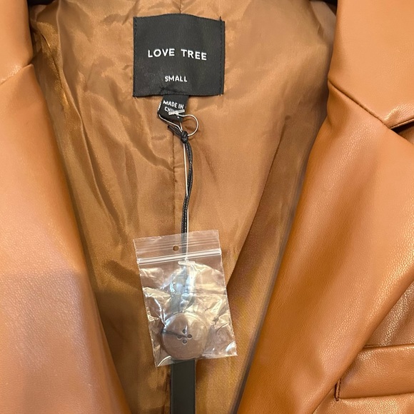 NWT - Love Tree Women's Brown Faux Leather Blazer - Picture 2 of 4